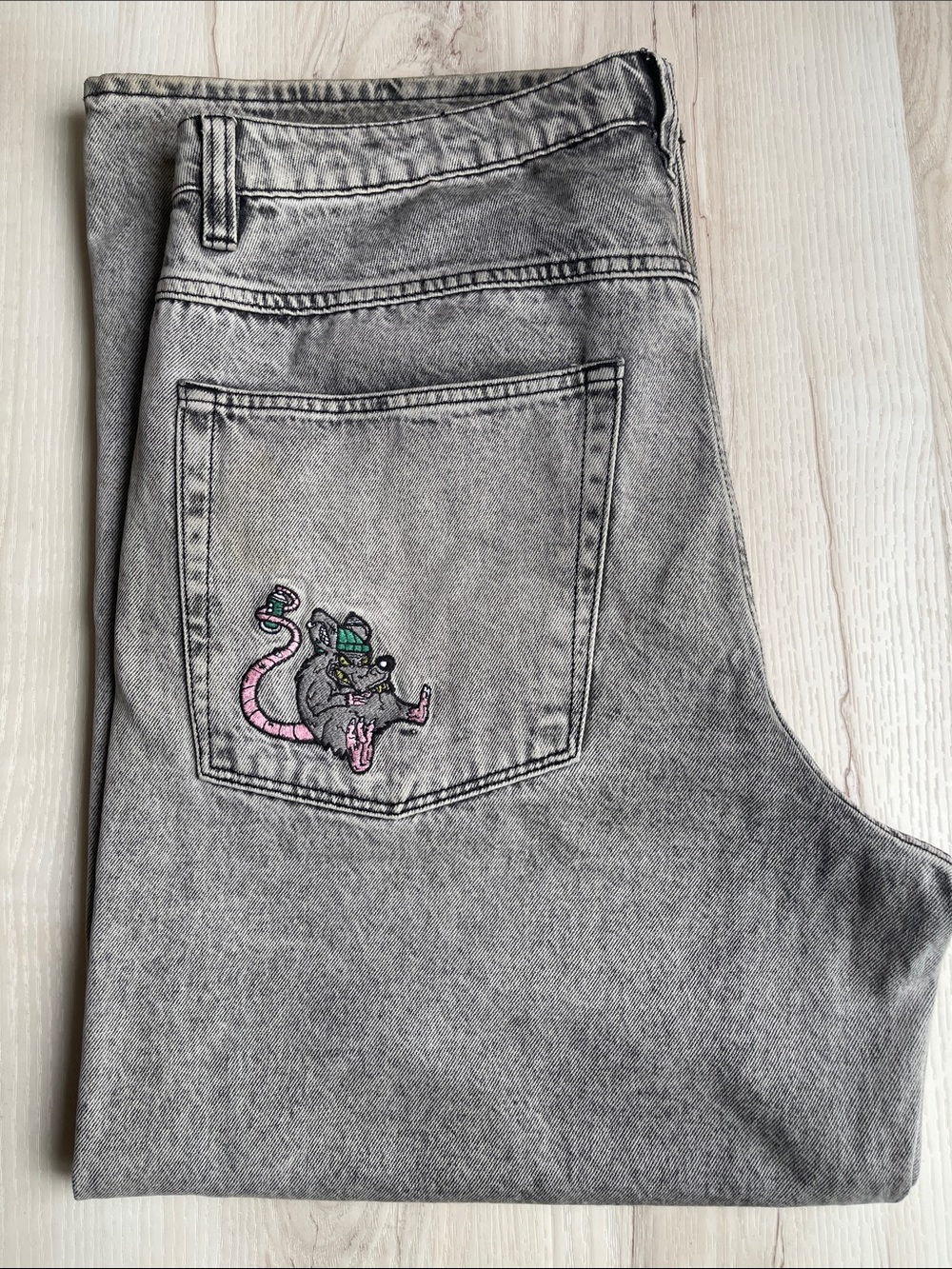 Empyre Gray Washed Jeans with Pink & Green Embroidered Pocket Design